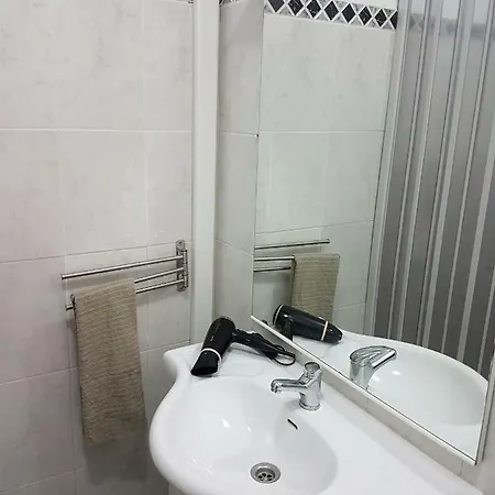 Comfort Hub - Metro Lisbon شقة