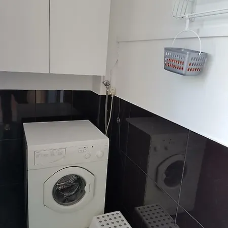 Comfort Hub - Metro Lisbon * أمادورا