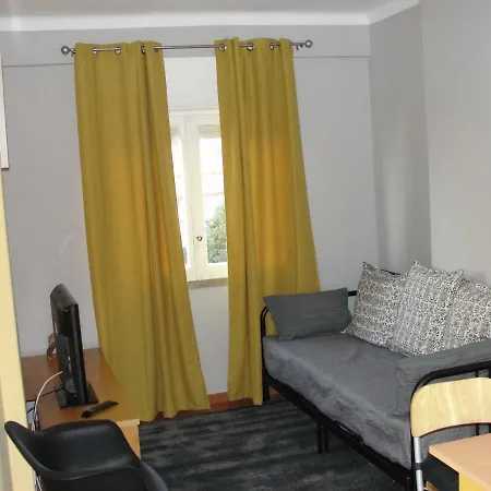 Comfort Hub - Metro Lisbon Апартаменты